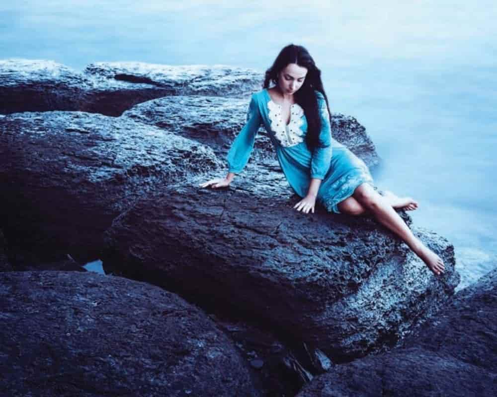 Aquatic Fashion: Creating Waves